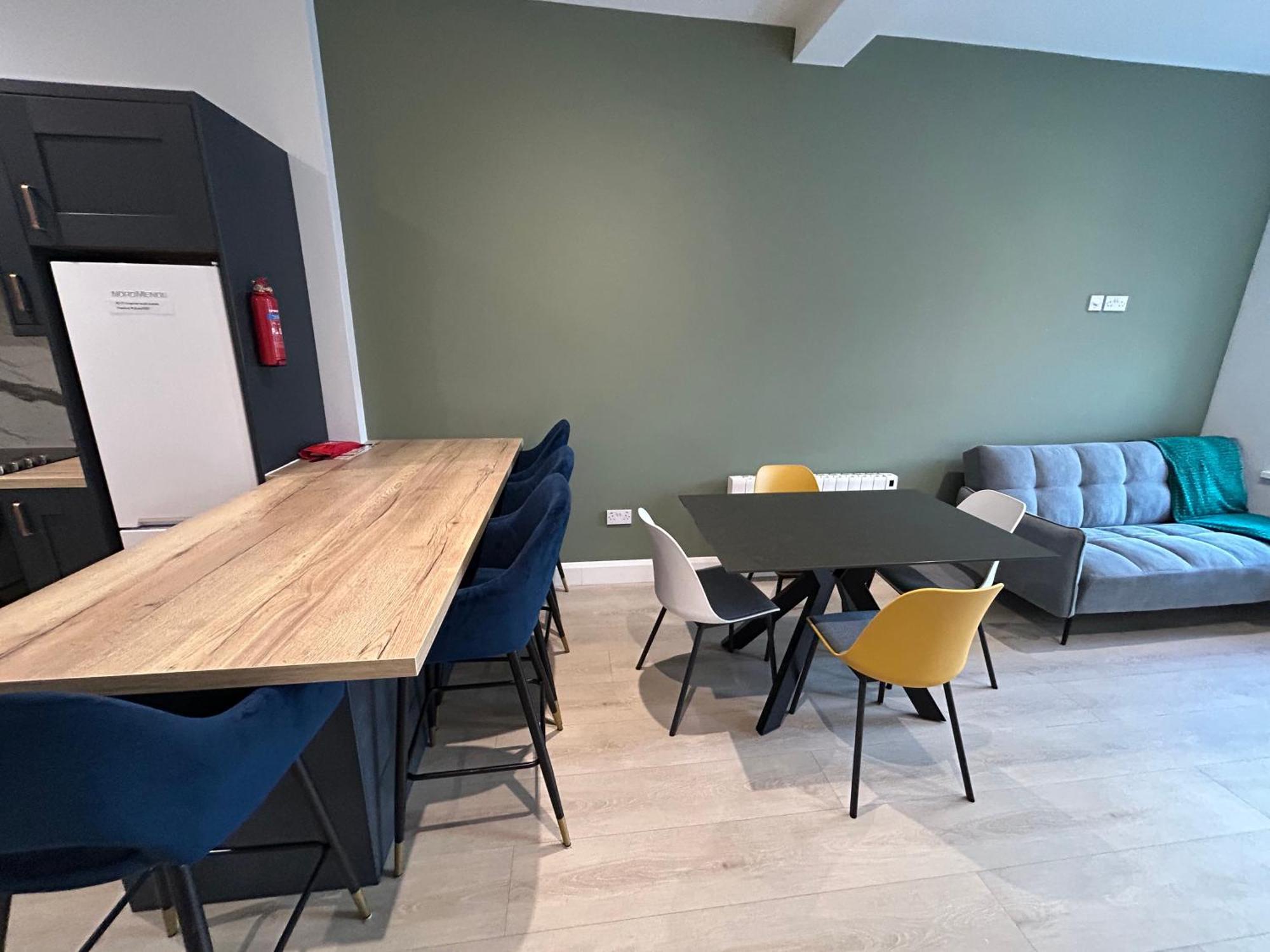 Abbey Apartments — Photos 2